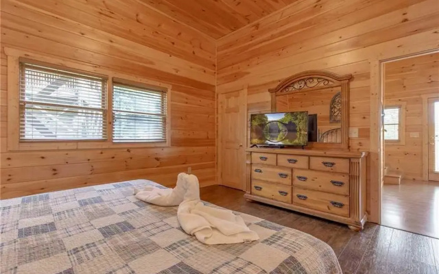Starry Hope - Four Bedroom Cabin