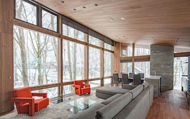 Gravity by The Hakuba Collection