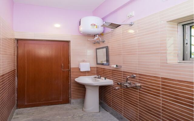 OYO 11379 Jams Guest House