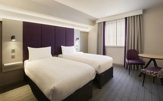 Premier Inn Stoke/Trentham Gardens
