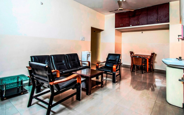 Fabhotel Aditya Yatri Nivas