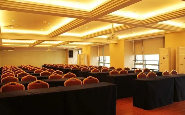 Jia Yisi Hotel