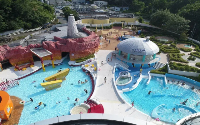 Spa Resort Hawaiians ViR Port