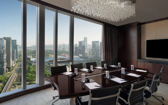 Отель Futian Shangri-La Shenzhen