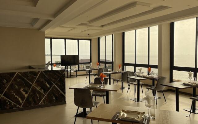 Sky Kenako Hotel