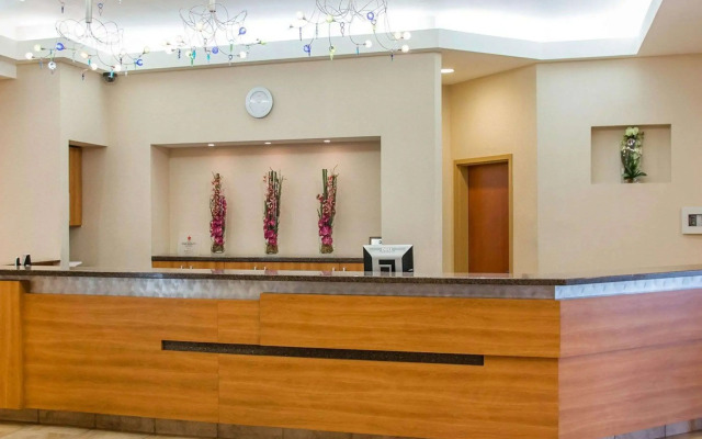 Quality Inn and Suites Winnipeg