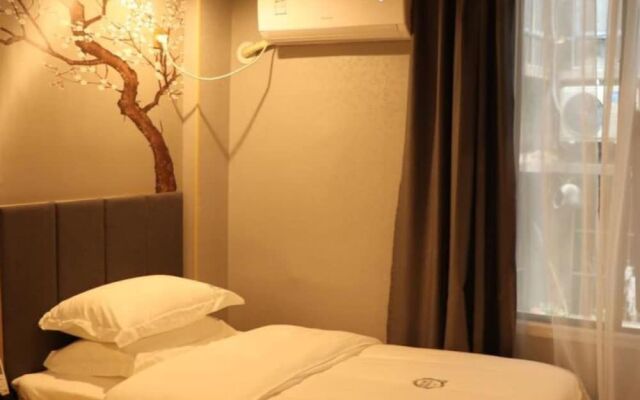 Yimi Hotel Ou Zhuang Metro Station