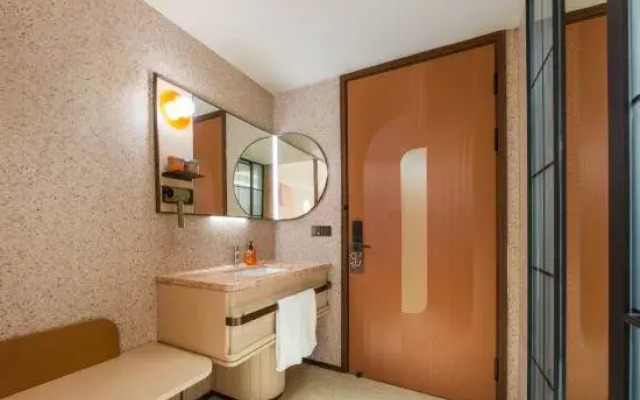 Orange Hotel (Taishan International Building, Harmony Square, Jinan)