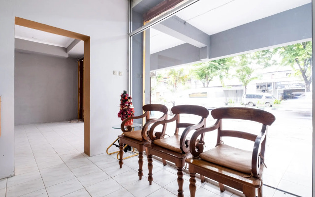 OYO 2669 Crown Residence
