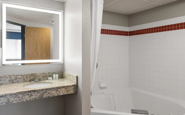 AmericInn by Wyndham Alexandria