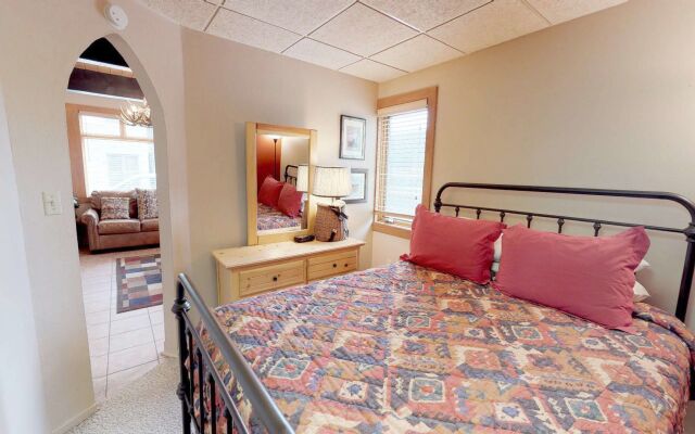 Aspenwood Condominiums