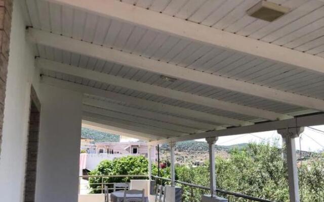 Apartment Besniku Ksamil