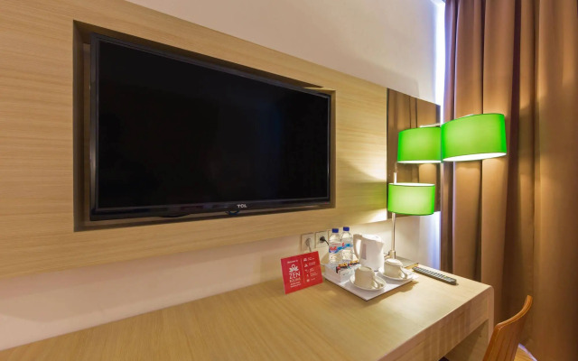 ZEN Rooms Kuta Tuban Suites