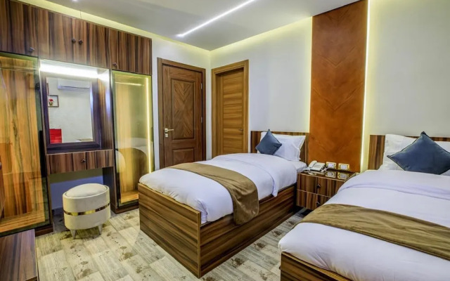 Piccolo Mondo Botique Hotel