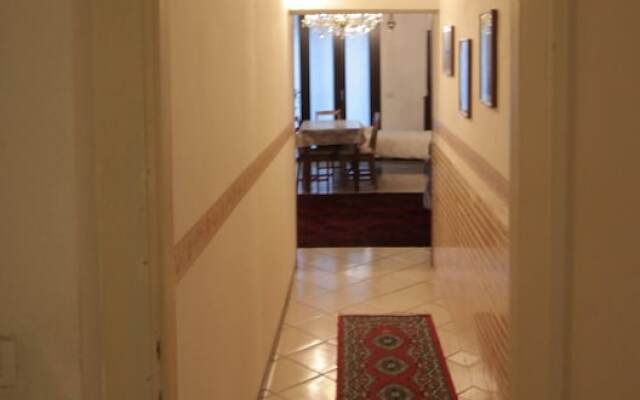 "trilocale In Corte Dell'800"