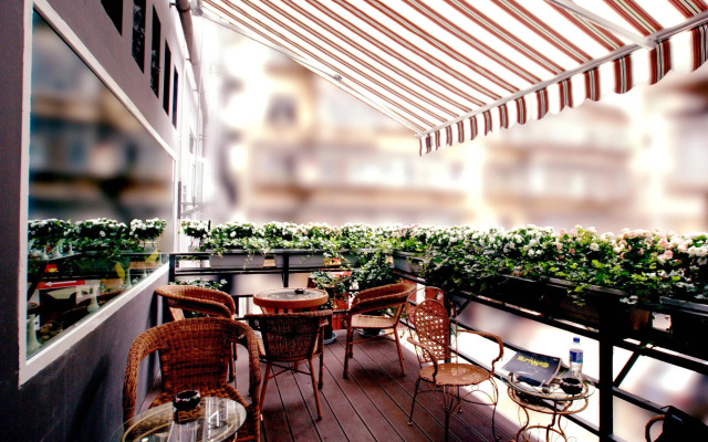 Badi Hotel Chuanxin Drum Tower Station