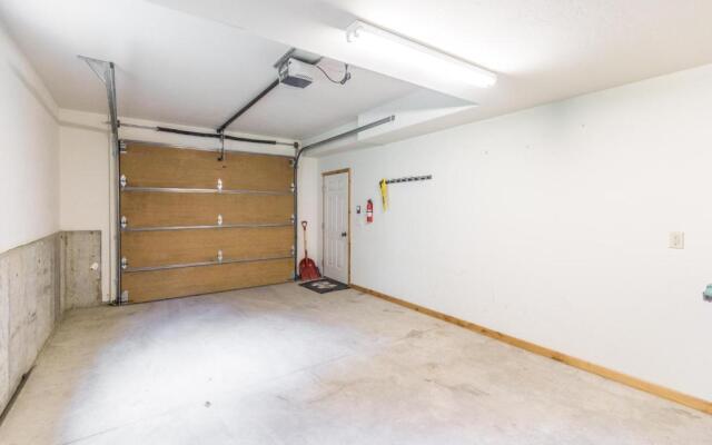 Elkhorn Townhome 1939