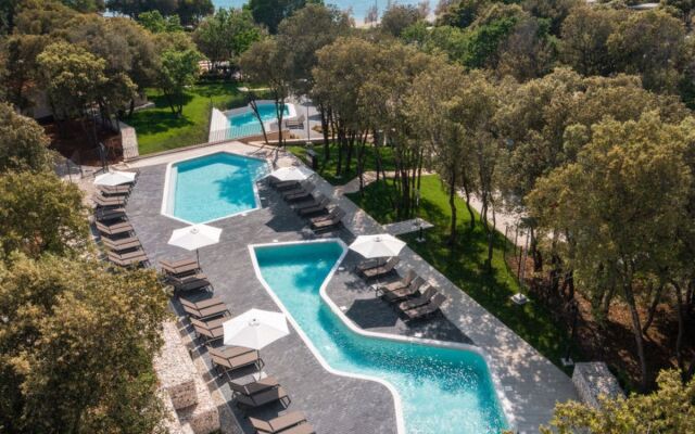 Luxury Beach Villas Porto Bus