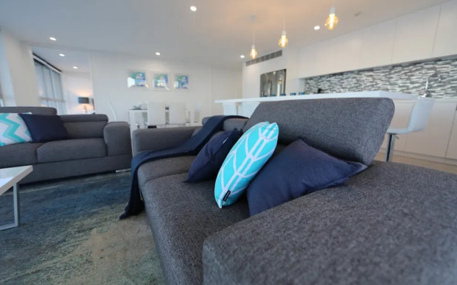 Golden Sands - Private Apartments