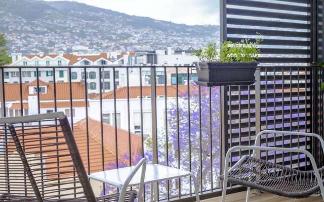 Parkside Marina Vista by MHM