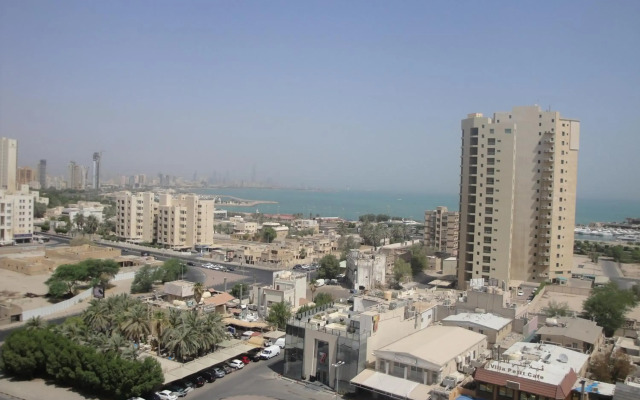 Marina Royal Hotel Suites