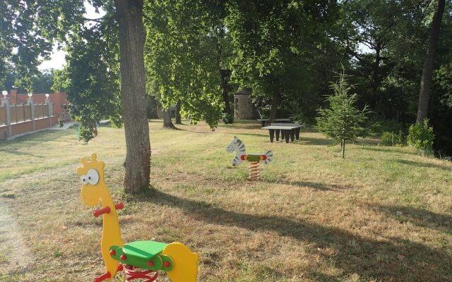 Camping Domaine de Senaud - Les Chalets