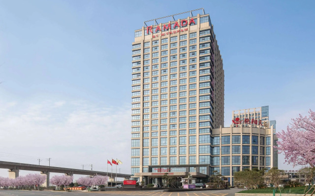 Ramada By Wyndham Wuhan North