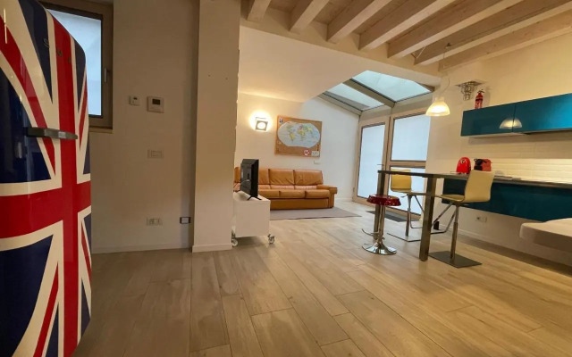 INTERNO 2 Este centro