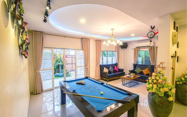 Baan Jing Jai HuaHin Pool Villa