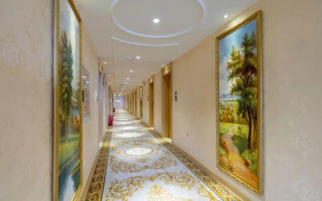 Vienna Hotel (Loudi High-speed Railway South Station Municipal Government)