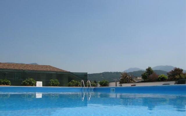 Regal Hotel Residence