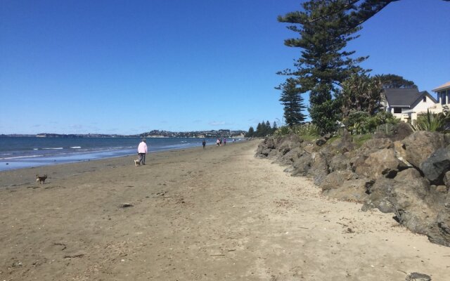 Orewa Beachside