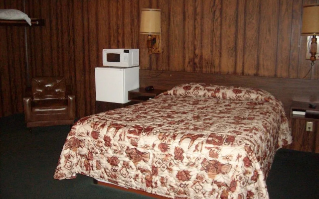 The Village Inn Motel and Restaurant