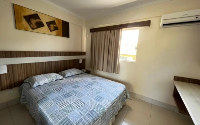 Lacqua DiRoma III Via Caldas