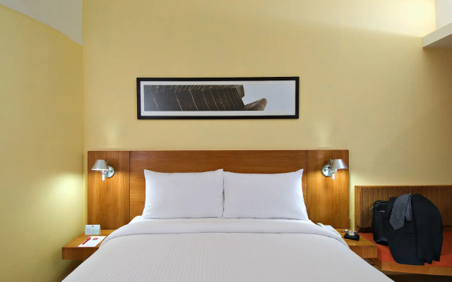 ibis Pune Viman Nagar Hotel