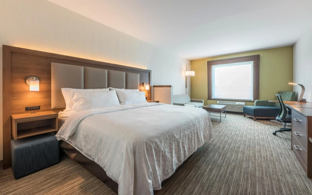 Holiday Inn Express & Suites Moncton by IHG
