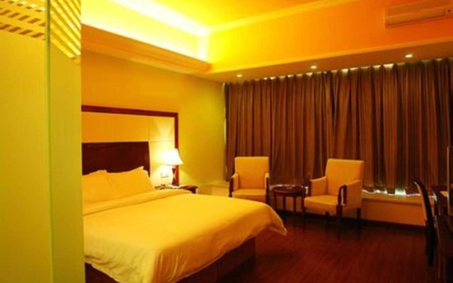 Kyriad Marvelous Hotel (Shenzhen North Railway Station One City Center)