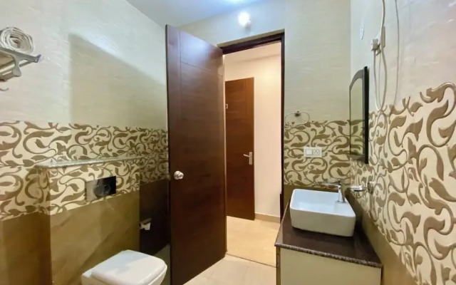 Capital O 37973 Hotel Shiv Vilas