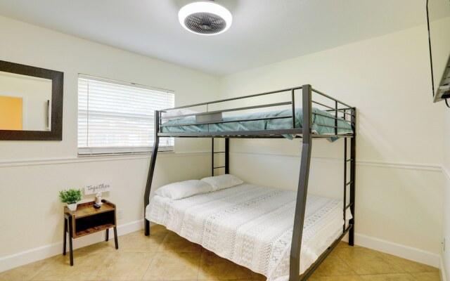 Spacious Largo Retreat: Private Pool & Yard!