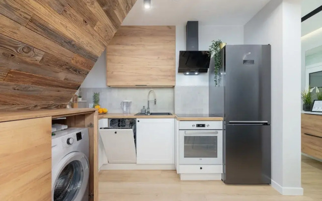 Salamandra Apartment by Renters Prestige