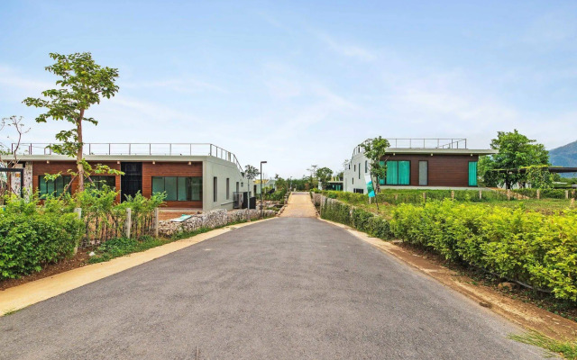 Phuphatara By Favstay