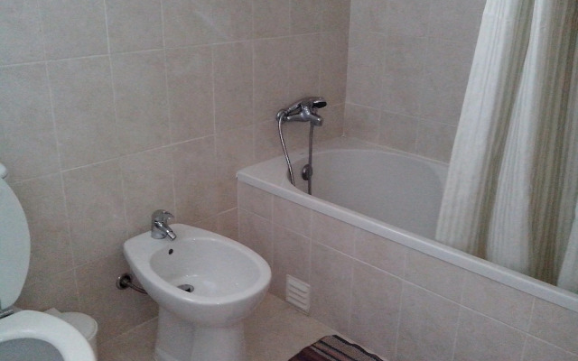Lovely 1-bedroom Apartment in Olhos de Agua