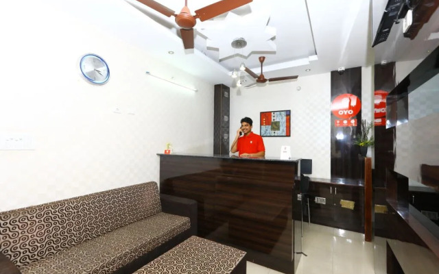 OYO 5045 Apartment NKS Leo Inn