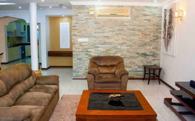 Stay.Plus Almasi Beachfront Apartments