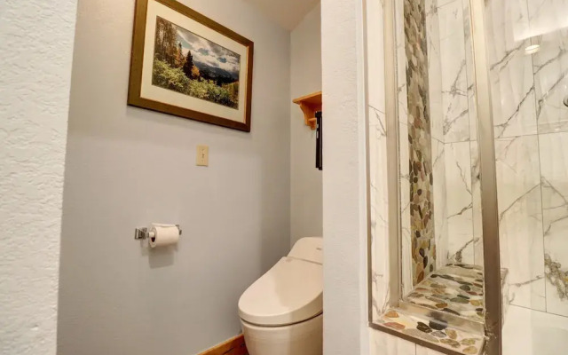 Woods21 Townhome 3 Bedroom Townhouse