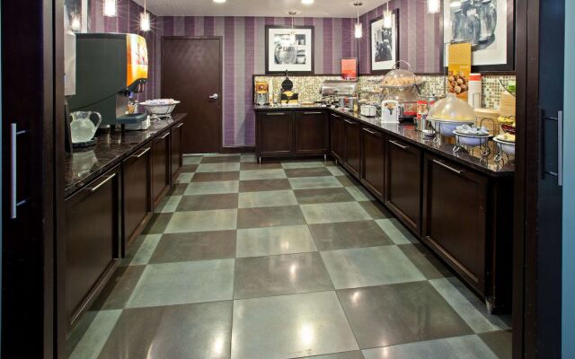 Hampton Inn Knoxville - Airport