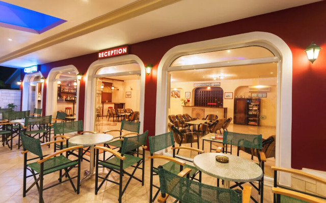 Alykes Park Bungalows & Apt