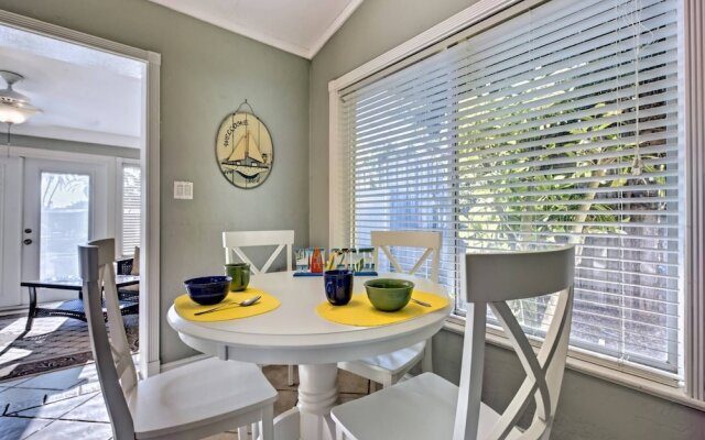 Peacock Bungalow - Right