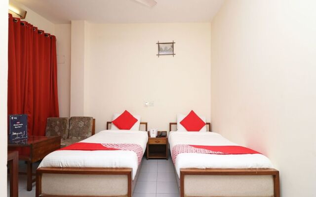 OYO 10571 Hotel Nova