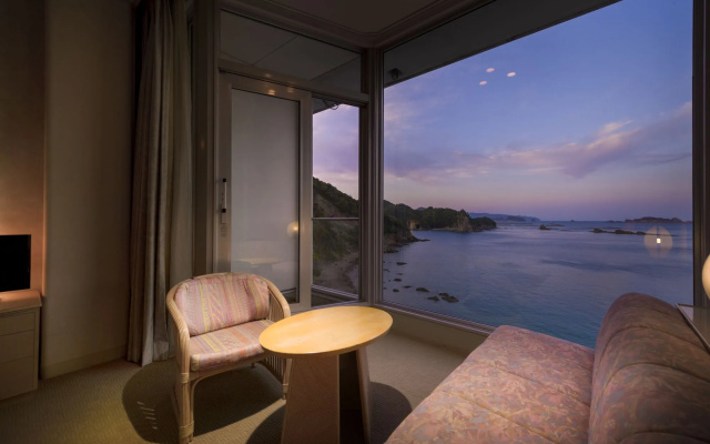 Nichinan Kaigan Nango Prince Hotel